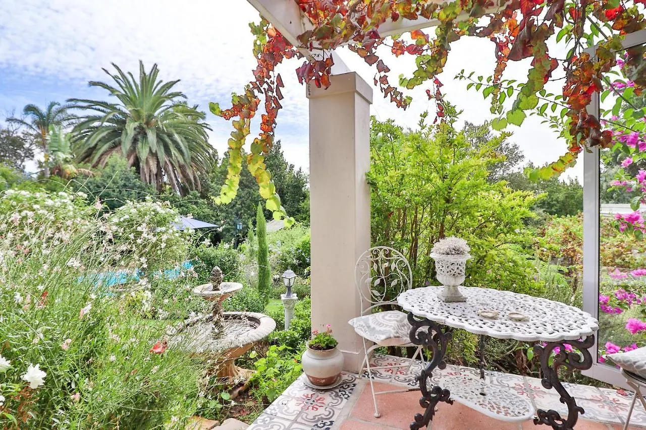 Three Oaks Bed & Breakfast Durbanville